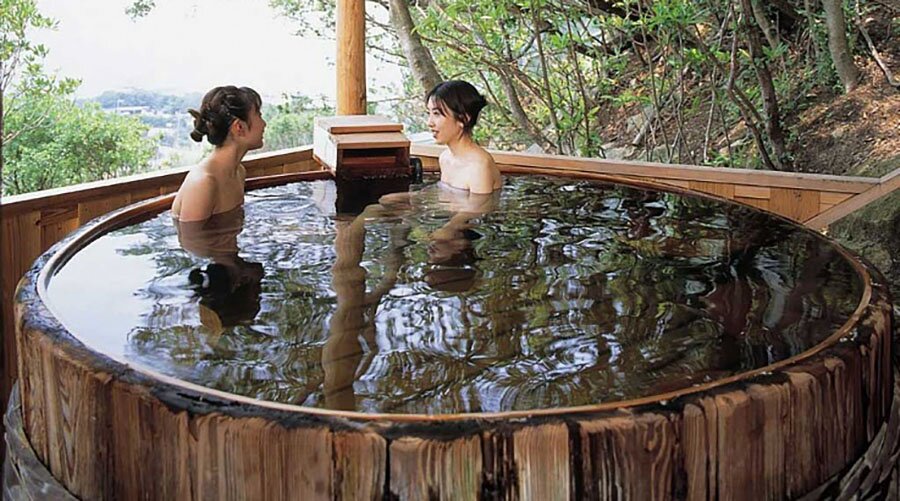 termalnye istochniki japonii